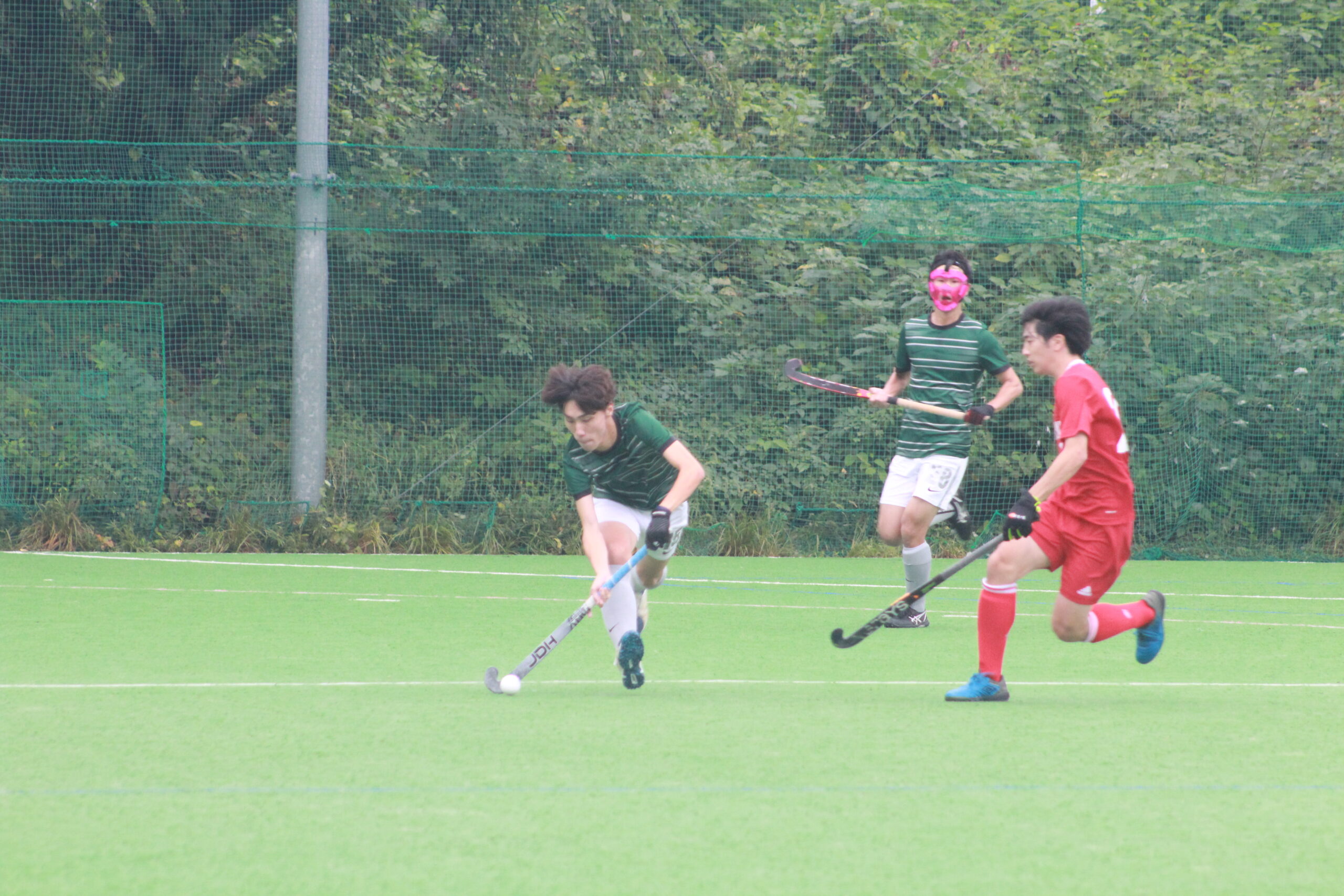 ボールキャリーする北村玲